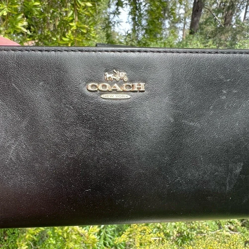 COACH Black Leather Slim Wallet Credit Card Holder w Gold Hardware AUTHENTIC - Picture 6 of 7